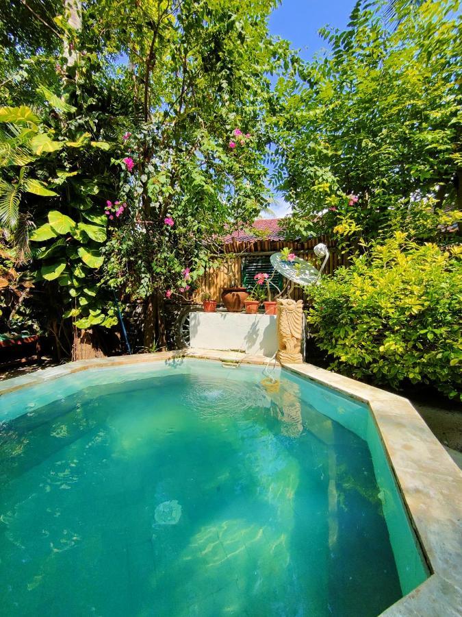 Kai'S Beach House Villa غيلي آير المظهر الخارجي الصورة