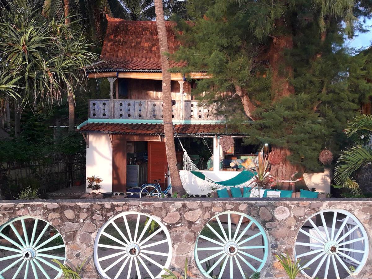 Kai'S Beach House Villa غيلي آير المظهر الخارجي الصورة
